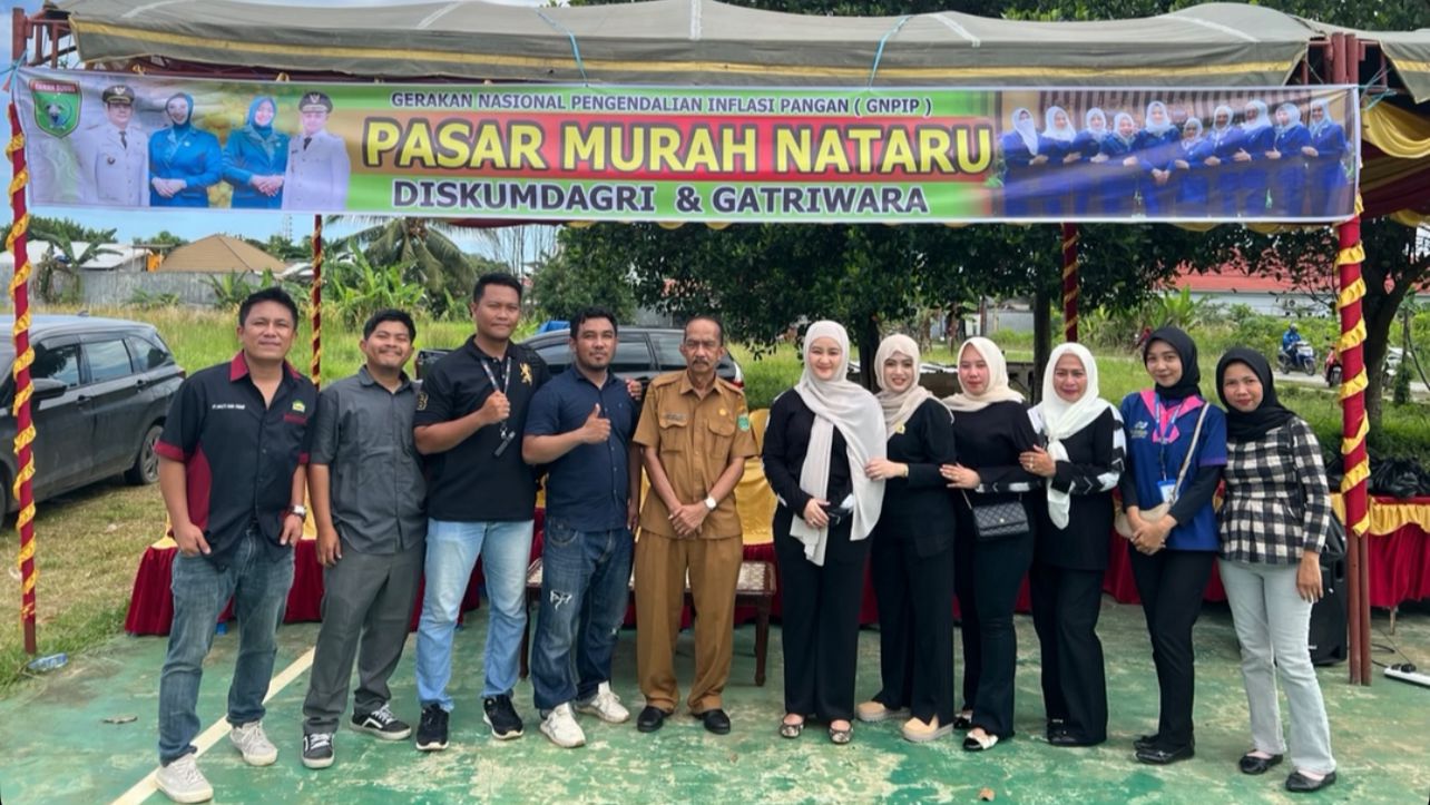 Melawan Lonjakan Harga Minyak dan Gula, Gatriwara Hadirkan Paket Sembako Murah di Batulicin