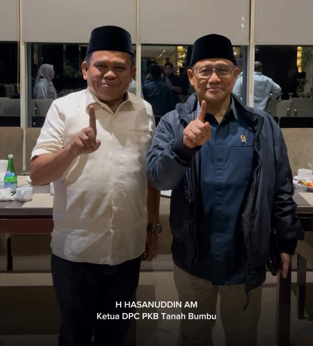 Wakil Ketua I DPRD Tanah Bumbu Sambut Kedatangan Menko PM Gus Muhaimin di Kalsel
